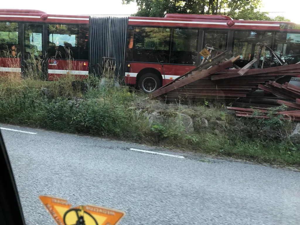 Xotinimni qora tanli odam tugatdi