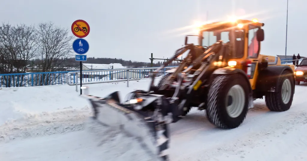 Hot och ilska om snöröjningen