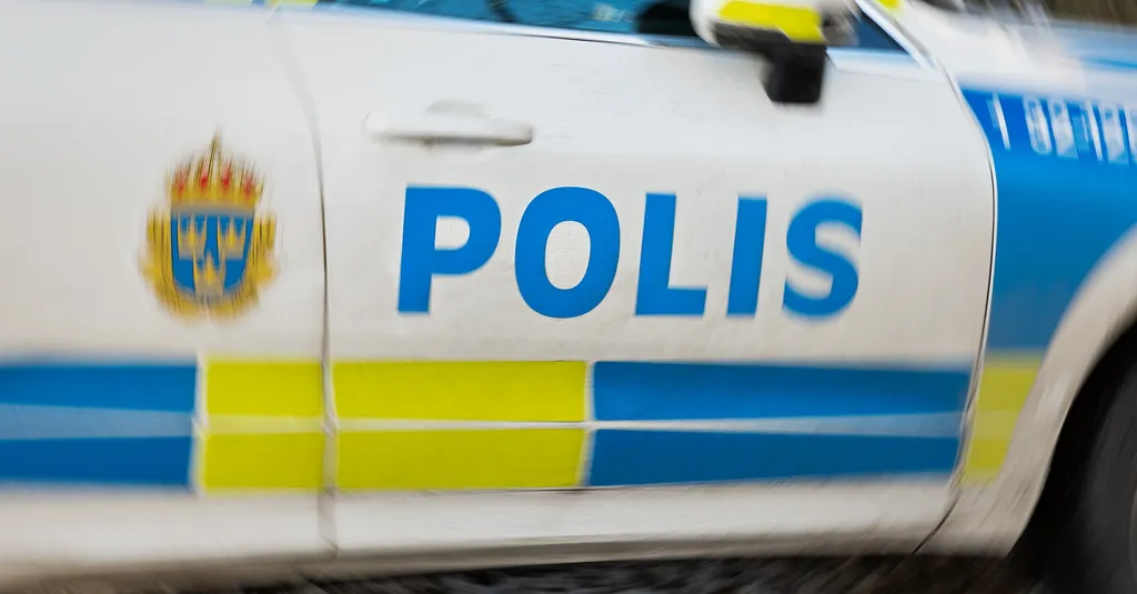 Skottlossning i Tyresö – en allvarligt skadad