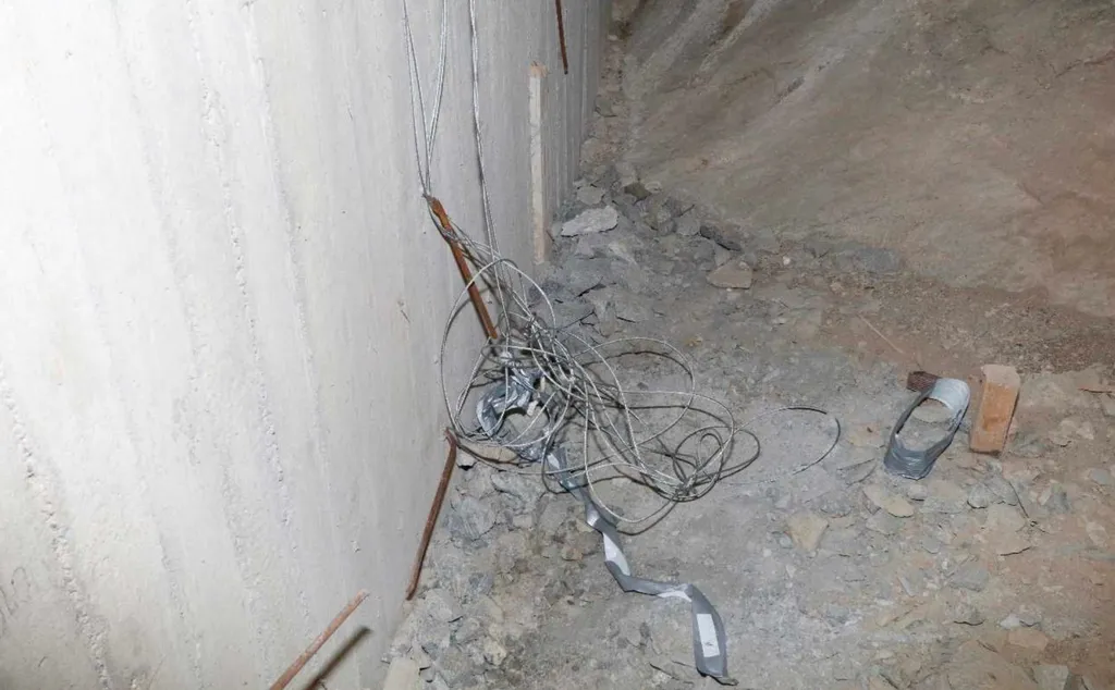 Höll guldhandlare fången under källare – döms